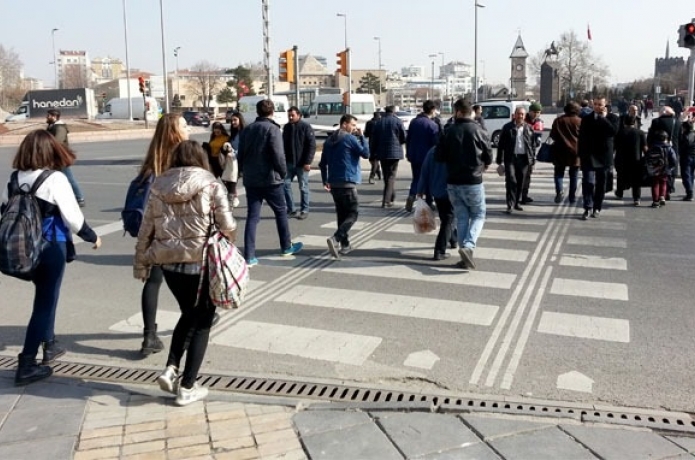 TK aklad; Kayseri'de kadnlar erkeklere gre daha uzun yayor