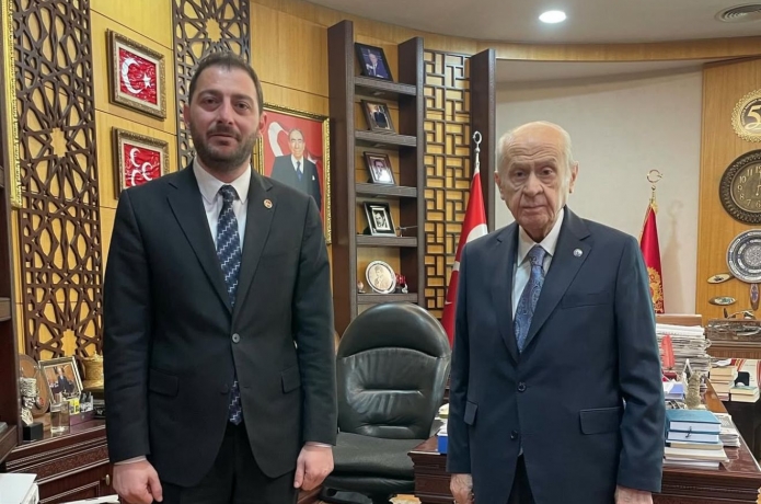 MHP l Bakan Kaln'dan CHP l Bakan Keskin'e yant 